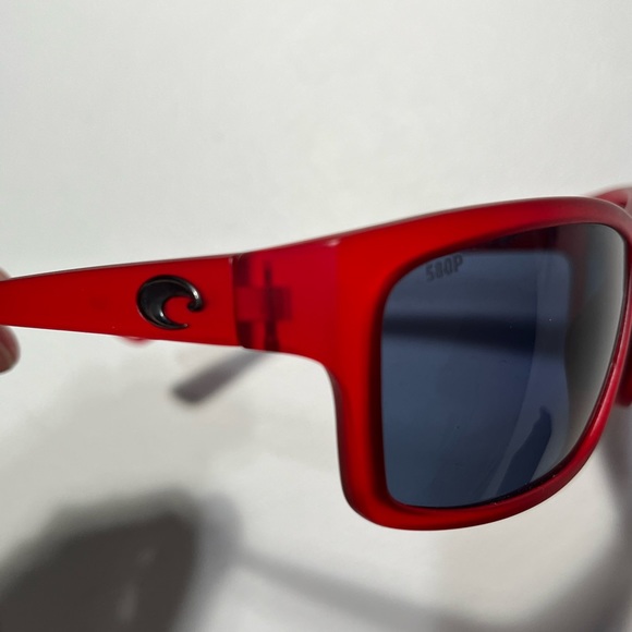 ‼️LAST CHANCE‼️Costa Del Mar RARE Kenny Chesney Cut sunglasses red w/ gray lens - Picture 9 of 12
